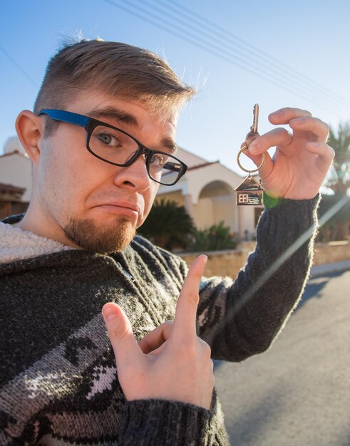 Инструкция по хранению запасного ключа дома или в безопасном месте