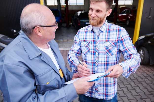 Замена передних габаритов Opel Astra H